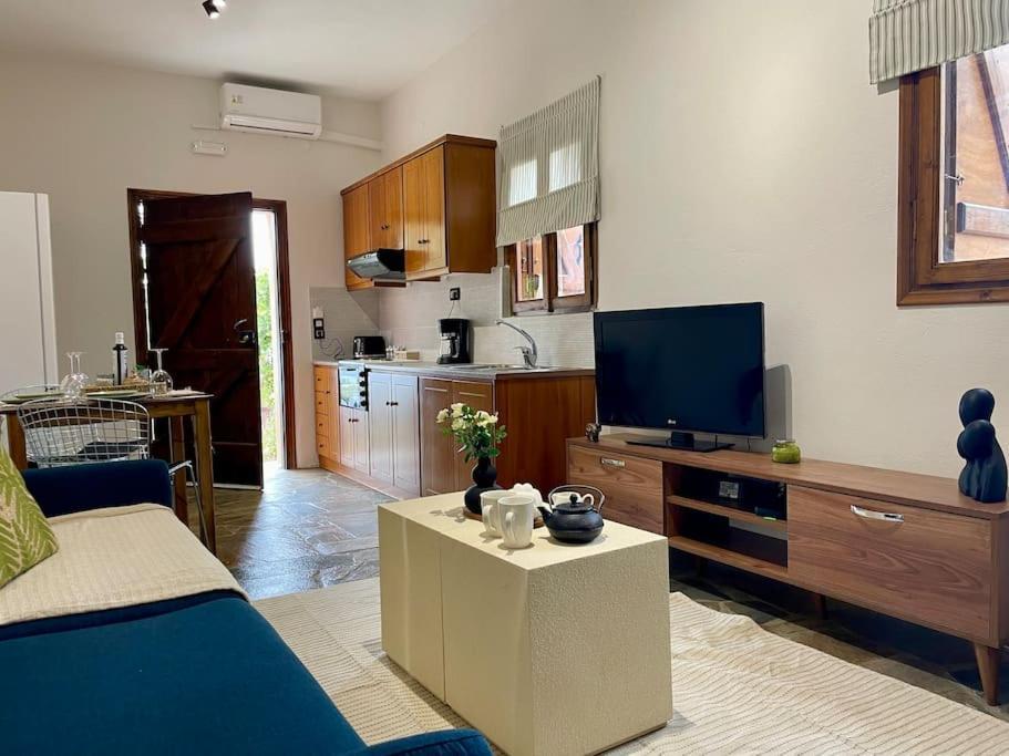 Almond Home Livadia  Exterior foto